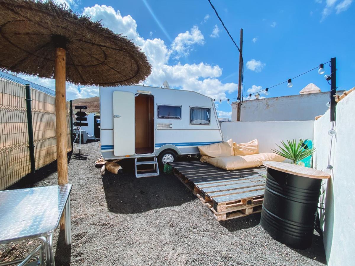 Glamping Caravan Lanzarote Tinajo Exterior photo