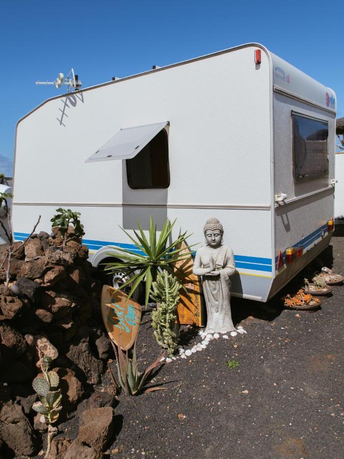 Glamping Caravan Lanzarote Tinajo Exterior photo