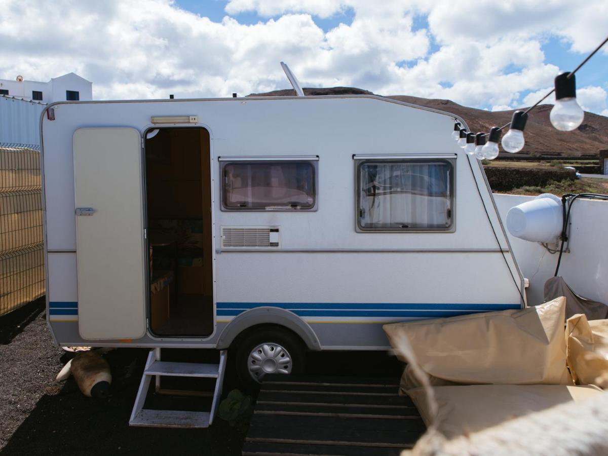 Glamping Caravan Lanzarote Tinajo Exterior photo