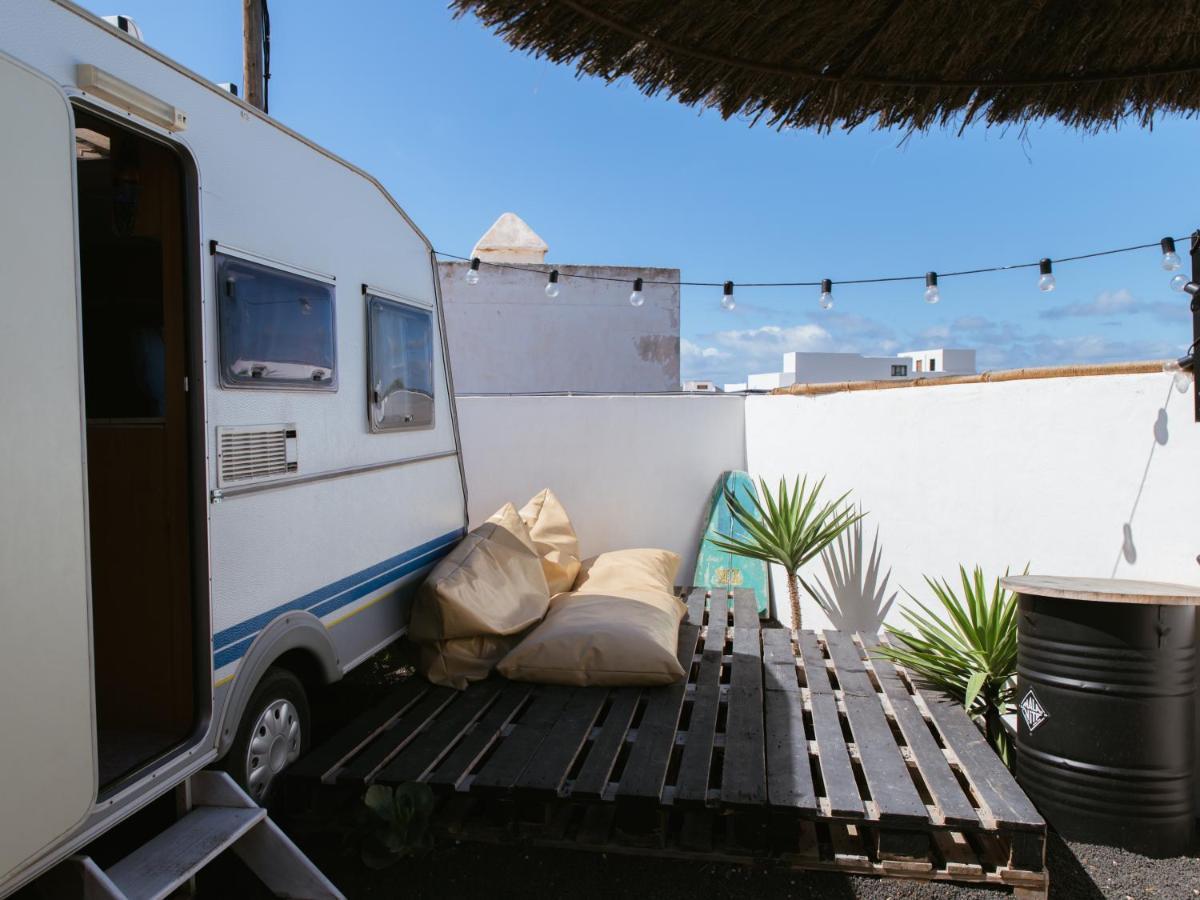 Glamping Caravan Lanzarote Tinajo Exterior photo